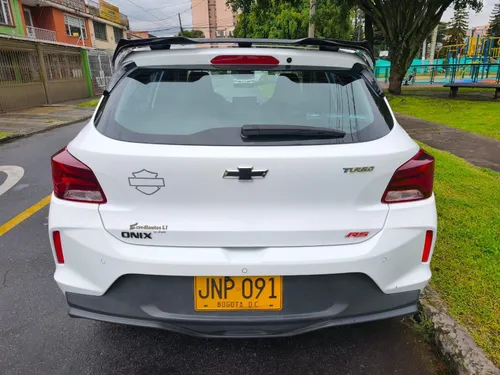 Chevrolet Onix 1.0T Rs Mt