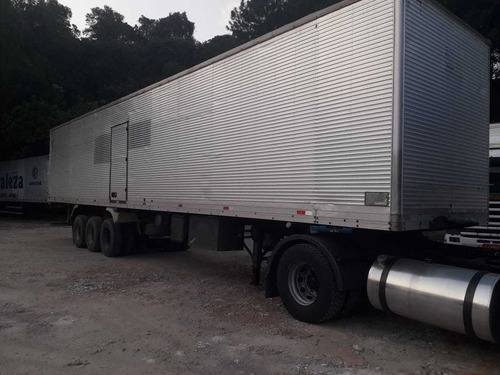 Carreta Random Baú 28 Pallets
