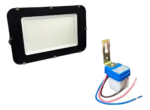 Foco Proyector Led 300w + Fotocelda Sensor Encendido 220v