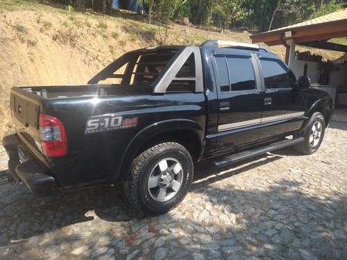 Chevrolet S10 2.8 Executive Cab. Dupla 4x4 4p