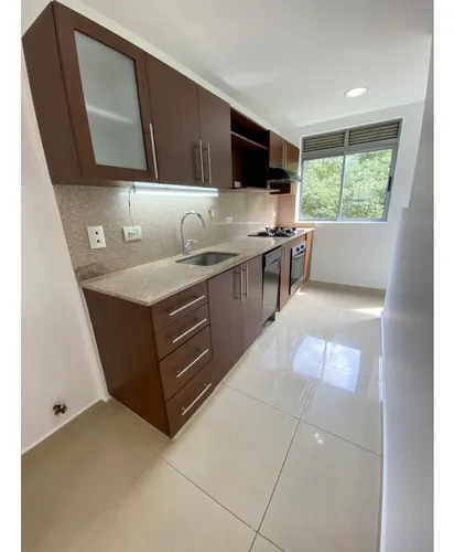100m2 Apartamento En El Poblado