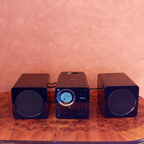 Equipo De Sonido Cubo Marca Philips Dcm109/37 Para Iphon