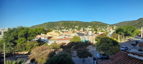 Imagen 4 de 8 de Gran Oportunidad - Dpto. Amplio 1º Piso 1 Dor. - Carlos Paz