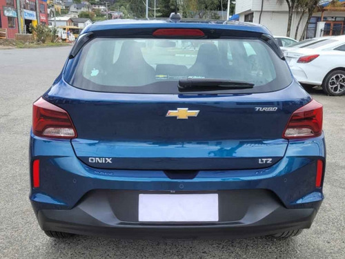 Chevrolet Onix HB RS 1.0T