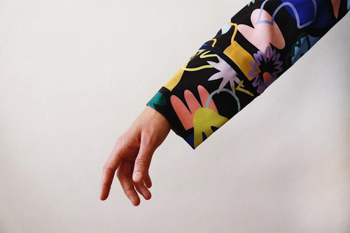 Imagen 7 de 8 de Camisa Con Estampado Y Textil Tecnológico Camisea Manifesto