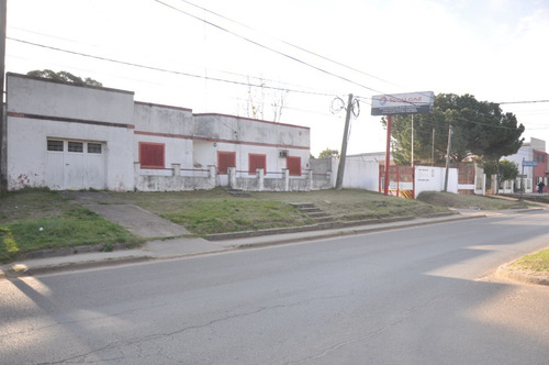 Imagen 1 de 14 de Depósito Y Terreno 10.000m2. Ingreso P/ Avenida Y Calle Lat.
