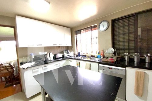 Uso Mixto Casa En Los Trapenses
