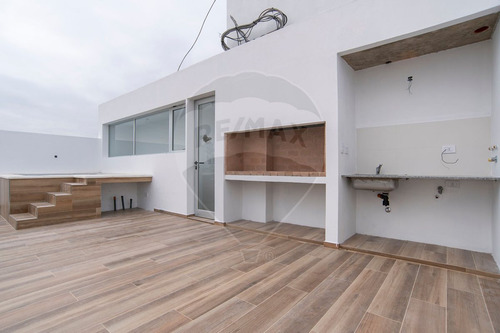 Venta Depto 1 Dormitorio La Plata Terraza Pileta