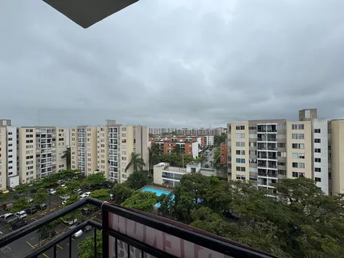 Se Alquila Amplio Apartamento Con Aire En Bochalema Central