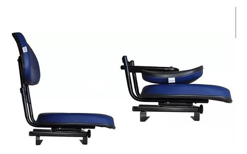 Imagem 2 de 2 de Kit Com Duas Cadeiras De Barco Giratória Dobrável (azul)
