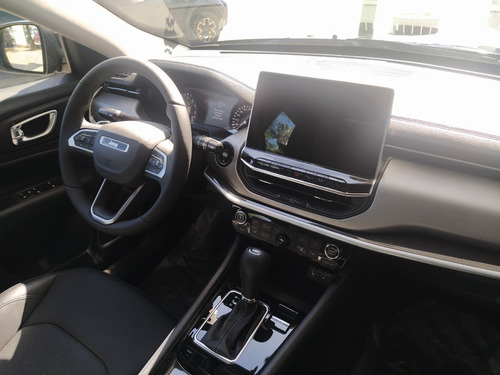 Imagen 10 de 16 de Jeep 1.3 T270 Compass Longitude Plus 0km 2023