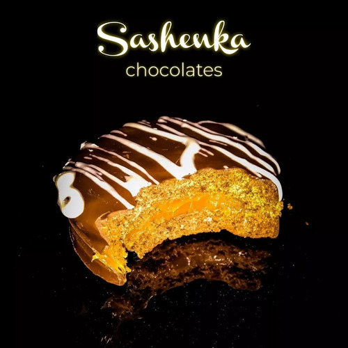 Imagen 2 de 4 de Alfajores Tipo Havanna Premium Sashenka Docena En Caja