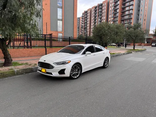 Ford Fusion Híbrido
