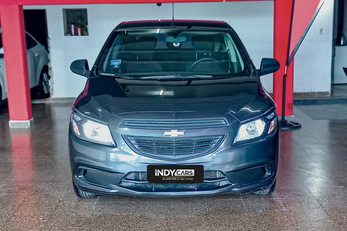 Imagen 3 de 14 de Chevrolet Onix Ls Joy 2019