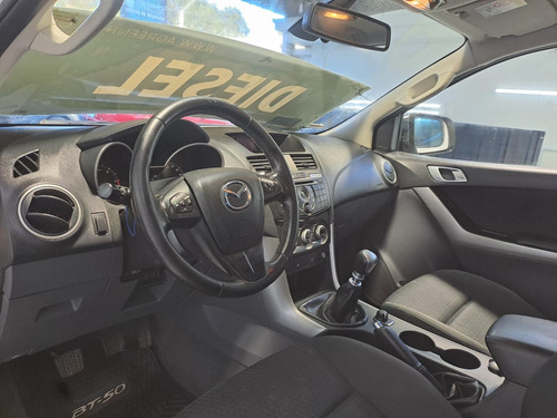 Mazda BT50 D/C 2.2L 4X4 Sdx 6Mt