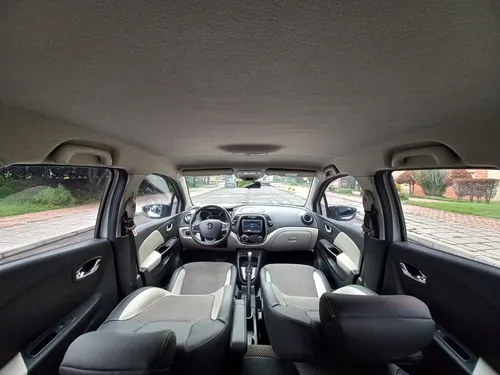 Renault Captur 2.0 Intens Automática