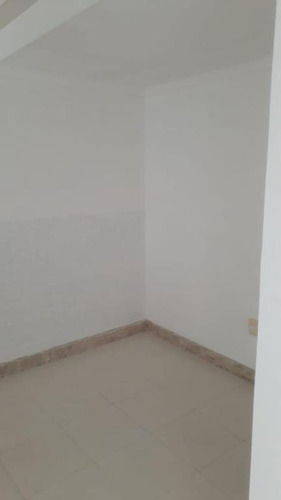 Imagem 5 de 11 de Sala Comercial No Centro Da Cidade - Sa0751