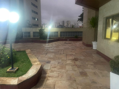 Apartamento 03 Suítes - Centro De Osasco - 02 Vagas De Garagem