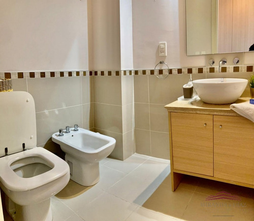 A Pasos De Playa Brava Y Con Los Mejores Amenities.- Ref: 1443