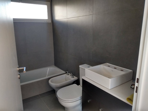 Imagen 11 de 14 de Casa En Venta En Vistas Puertos Del Lago Escobar