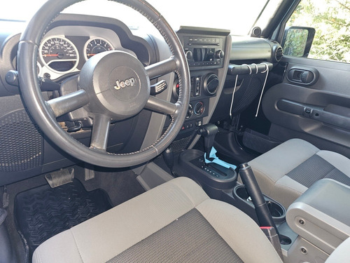 Imagen 11 de 12 de Jeep Wrangler Unlimited Sport