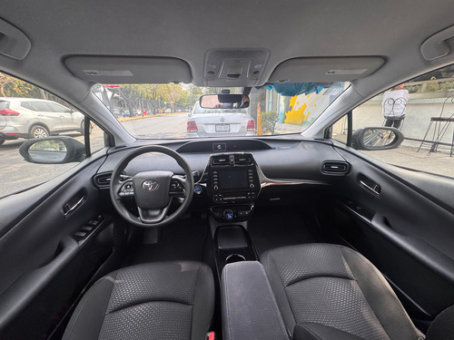 Toyota Prius 1.8 Base Cvt
