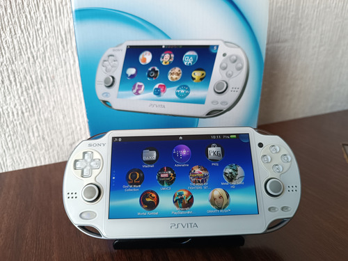 Sony Ps Vita Fat Play Station Vita 128gb Con Juegos Y Tienda Blanco (Usado)
