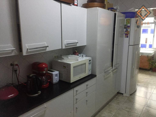 Apartamento De 3 Dormitórios Com Excelente Localização. - Ap53217