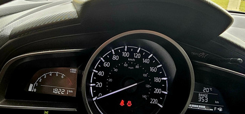 Mazda Mazda 2 1.5 I Sedan Mt