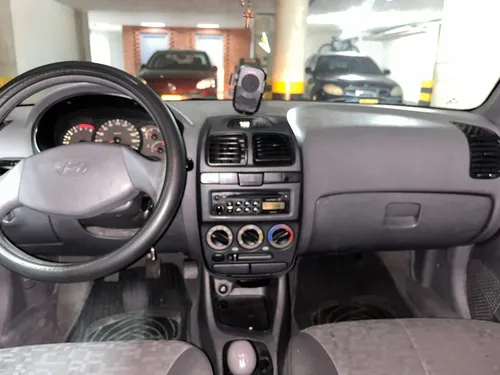 Hyundai Accent 1.5 Gl 4 p