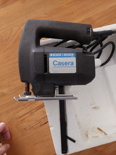 Sierra Caladora Black And Decker (Usado)