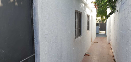 Casa De 2 Dormitorios Y Cochera - Buceo
