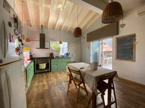Casa En Venta 3 Amb, Benito Juarez, El Palomar
