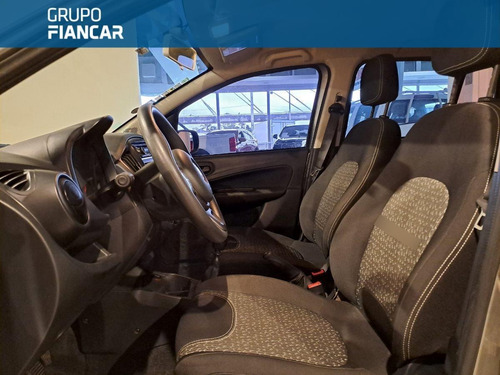 Imagen 9 de 14 de Fiat Uno Attractive 2018