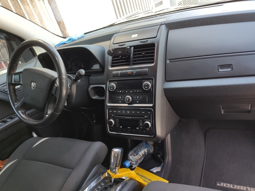 Imagem 6 de 14 de Dodge Journey 2010 2.7 Sxt 5p