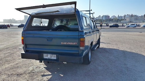 Chevrolet D-20 Custom