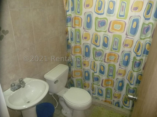 Imagen 2 de 4 de Casa En Venta En El Macaro Turmero Aragua 22-25129 Irrr
