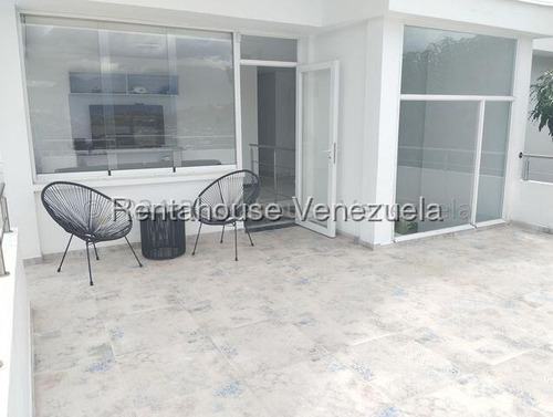 Casa En Alquiler, Prados Del Este #25-17764 - Marigreys Blanco -