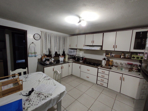 Imagem 15 de 15 de Imóvel Residencial Comercial -com 150m² Anexo Um Galpão De Aproximadamente 250m² Com Dois Pavimentos, Com Instalação Elétrica E Hidráulica Adequadas Para Indústria Têxtil Ou Qualquer Outro Tipo De