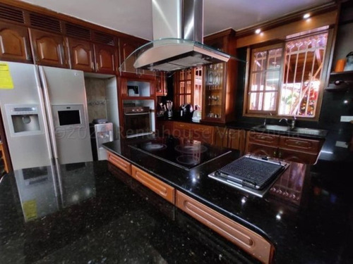Imagen 3 de 30 de Casa En Venta En El Pedregal Barquisimeto, Piscina, Sauna, Jacuzzi Y Un Gran Vestier, Cod 22-4779, Inf 04245943684, J20