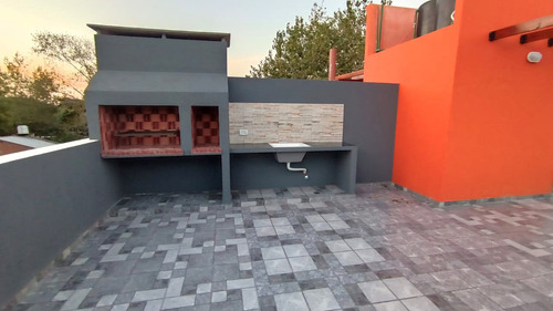 Venta Dto 2 Ambientes 2° P C/ Terraza Propia - Estacionamiento - Costa Azul