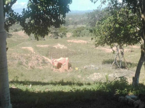 Imagen 7 de 30 de Terrenos En Venta Sarare Simon Planas 21-15944 #m