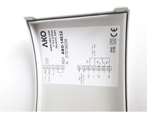 Controlador Electrónico Ako, Mod 14632, 230 V, 3 Relés