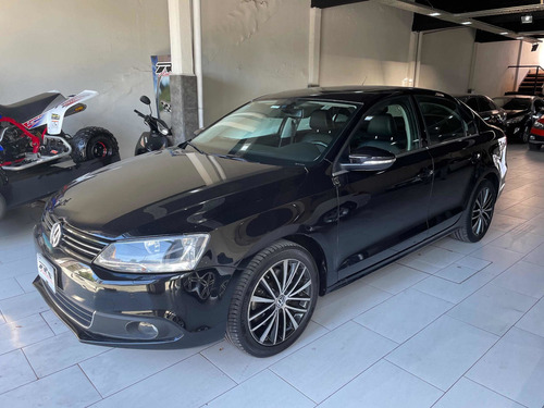 Imagen 3 de 12 de Volkswagen Vento 2.0 Sportline Tsi 200cv Dsg
