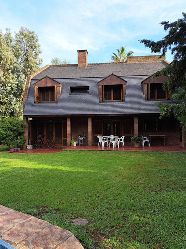 Venta Casa Country San Carlos 250 M2