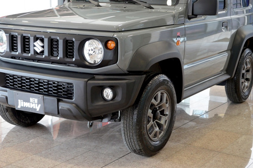 Imagen 18 de 21 de Suzuki New Jimny Gl Mt 4x4