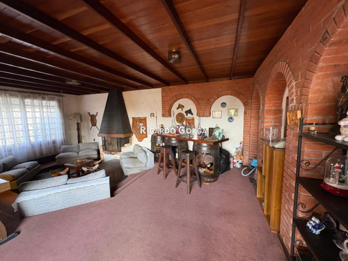 Casa En Venta De 4 Dormitorios Con Galpón / Depósito En Paso Molino