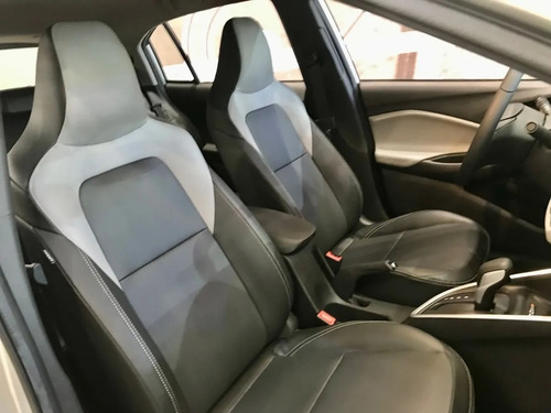 Imagen 21 de 22 de Chevrolet Onix Premier 1.0 Turbo Aut. Ph
