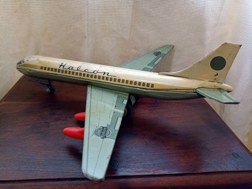 Avión Halcón Vispa Hojalata Fricción (Usado)