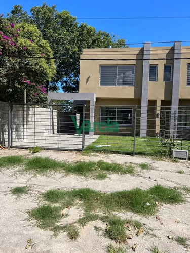 Casa En Venta A Estrenar Shangrila, Vista Al Lago, 3 Dormitorios, 3 Baños, Parrillero